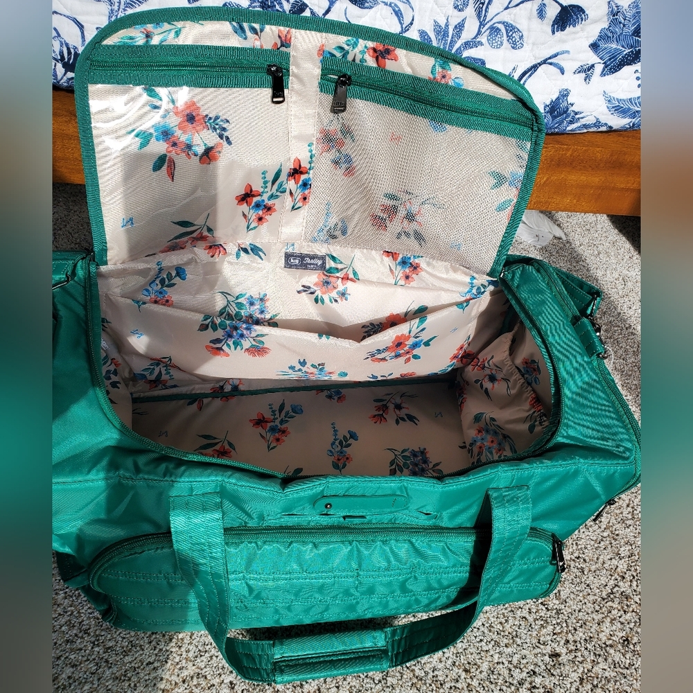 Lug trolley duffel bag
